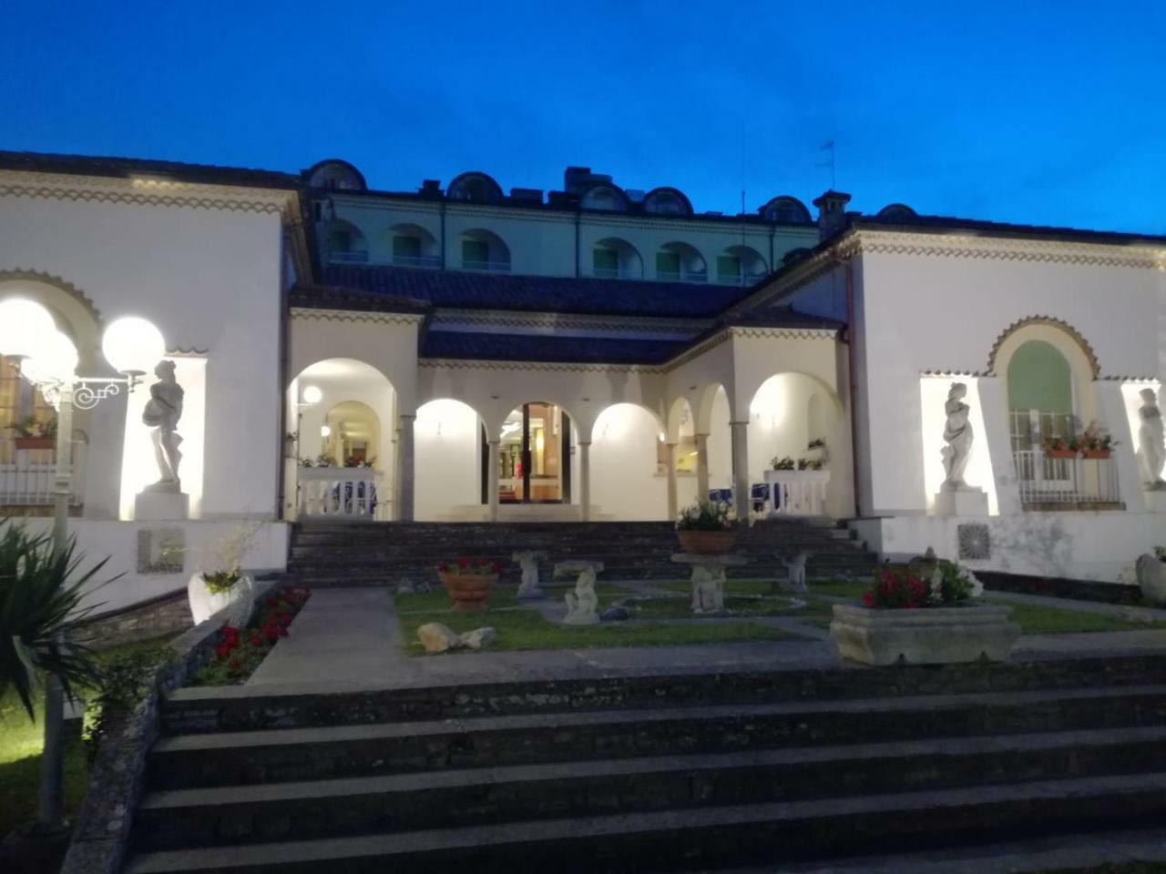 Park Hotel Ravenna Marina di Ravenna Eksteriør billede