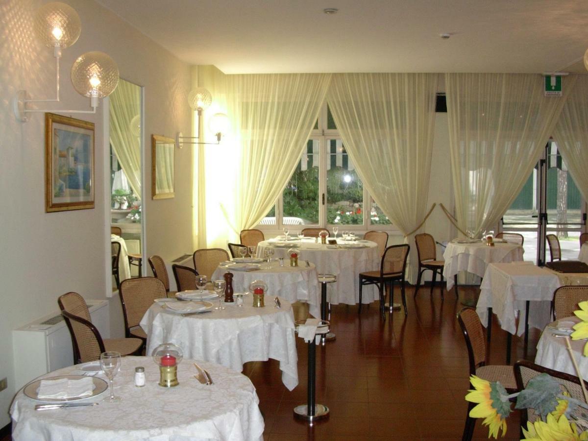 Park Hotel Ravenna Marina di Ravenna Eksteriør billede