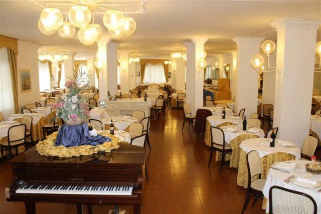Park Hotel Ravenna Marina di Ravenna Eksteriør billede